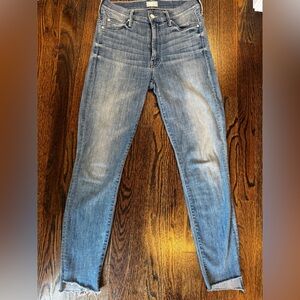 MOTHER High Rise Blue Jeans with Vintage-Inspired Wash